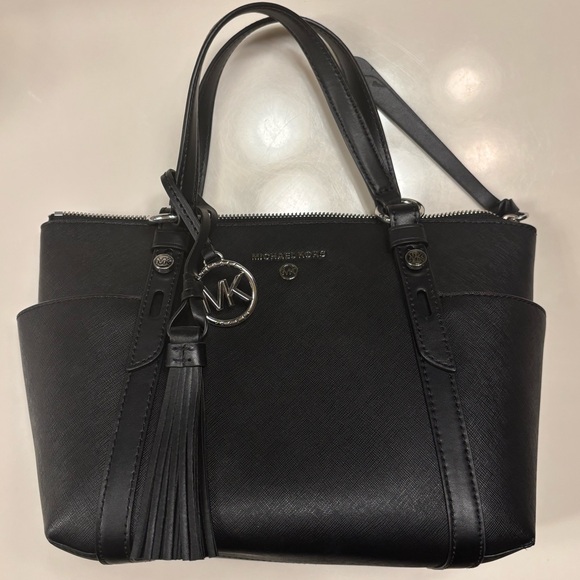 Michael Kors Black small Leather Tote - Picture 3 of 6